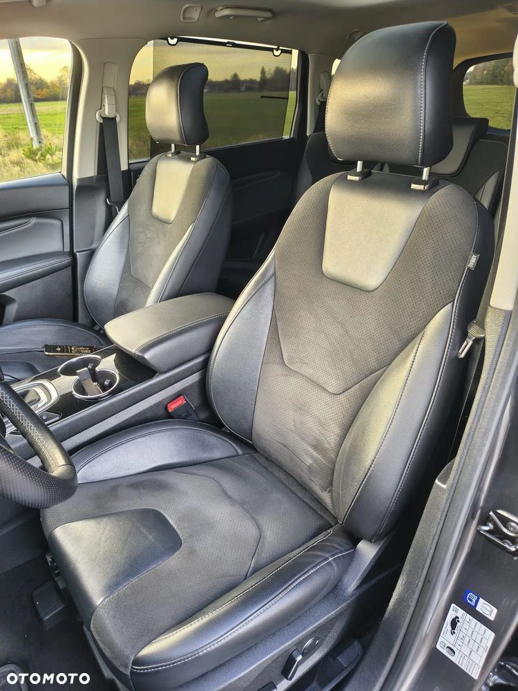 Ford S-Max 2.0 TDCi Titanium PowerShift - 14