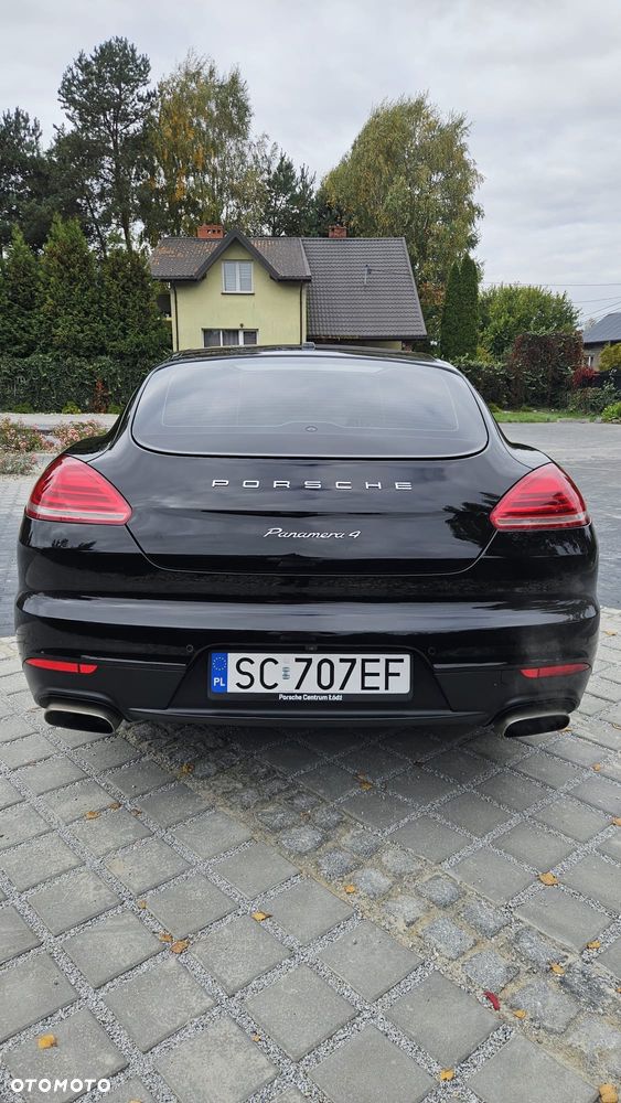 Porsche Panamera 4 PDK Edition - 18