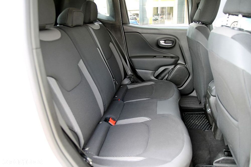 Jeep Renegade 1.5 T4 mHEV Limited FWD S&S DCT - 26