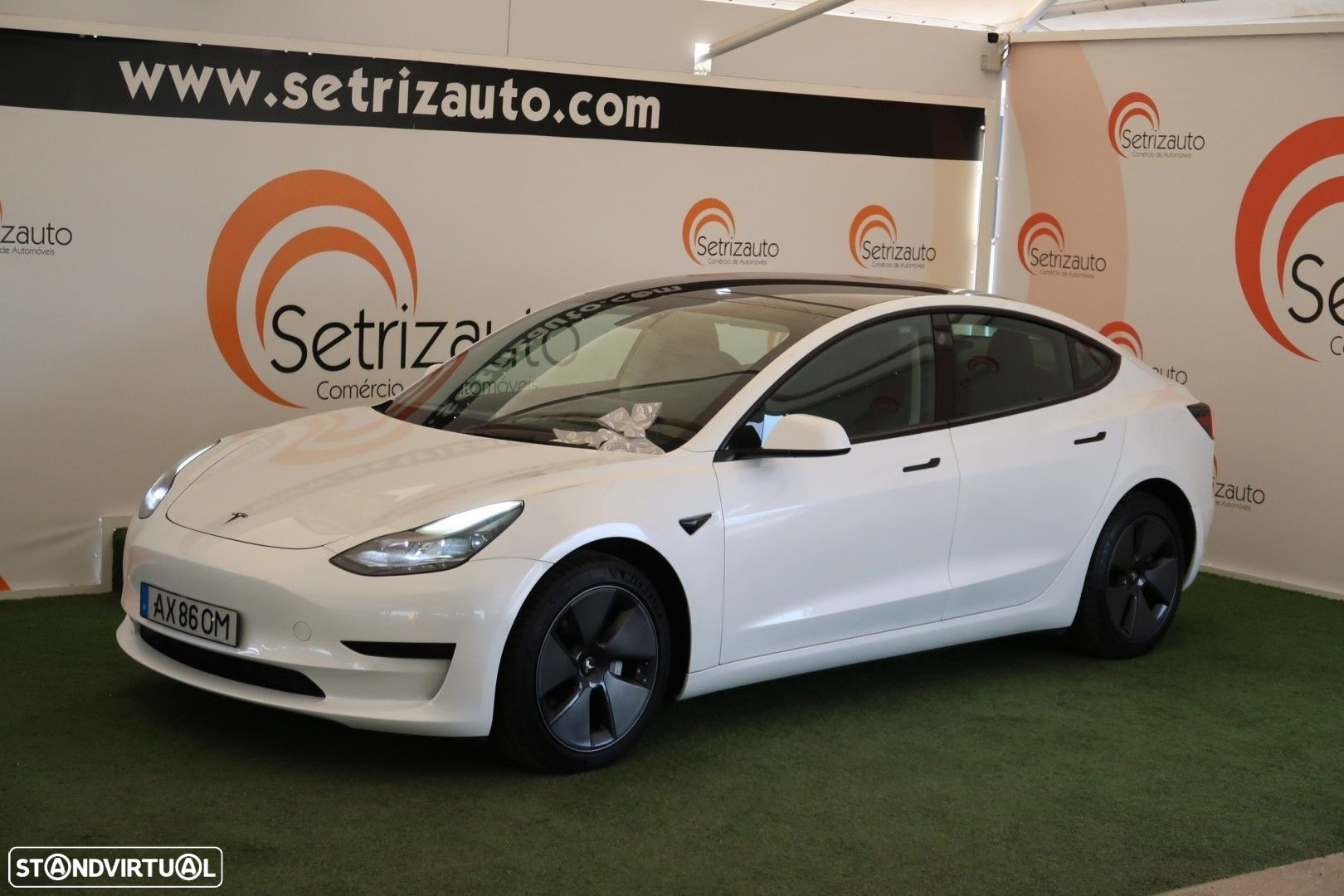 Tesla Model 3 - 4