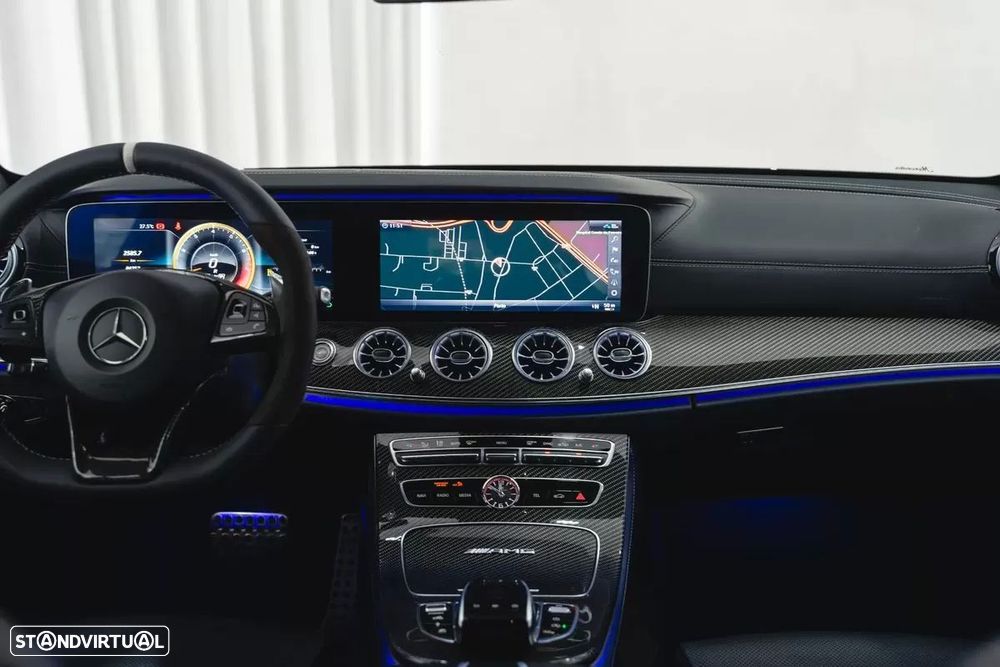 Mercedes-Benz E 63 AMG S 4-Matic+ - 30