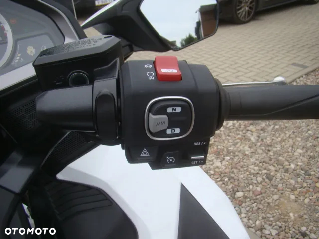Honda GL - 17