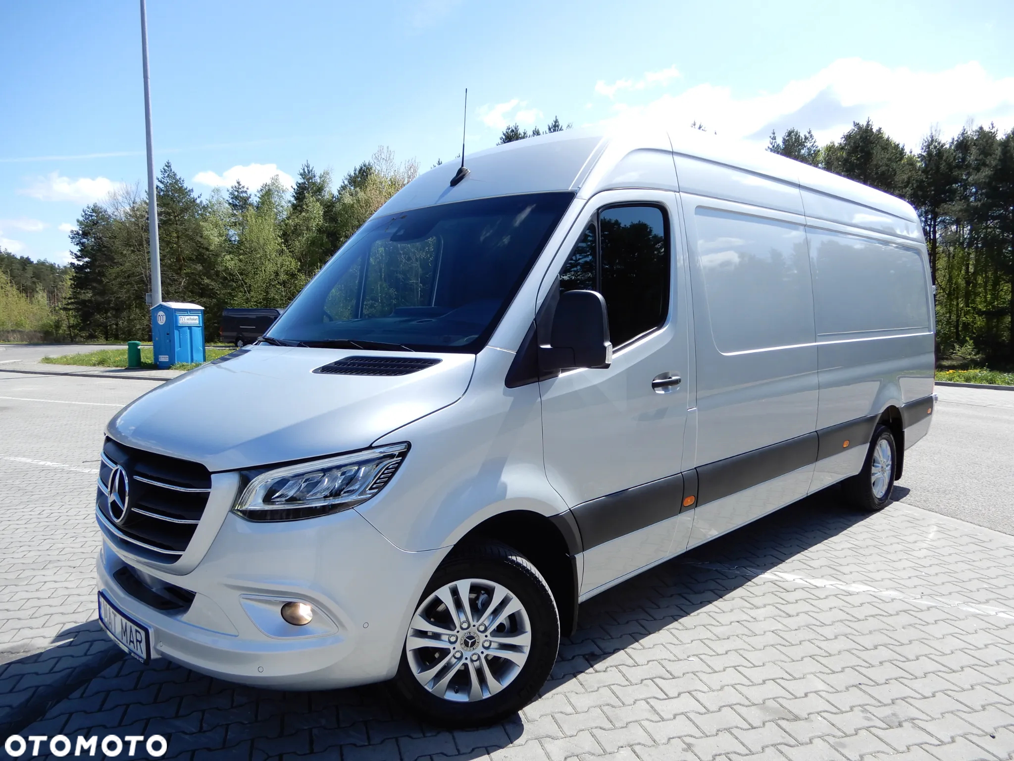 Mercedes-Benz Sprinter 319 CDI V6 3.0 CDI 190 KM 7G-Tronic Plus LONG Max 907 Furgon Blaszak Rozstaw Osi 4325 mm Full Opcja Stan Jak Nowy - 7