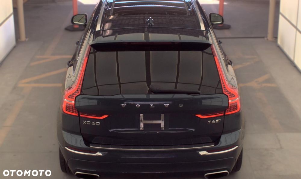 Volvo XC 60 - 4