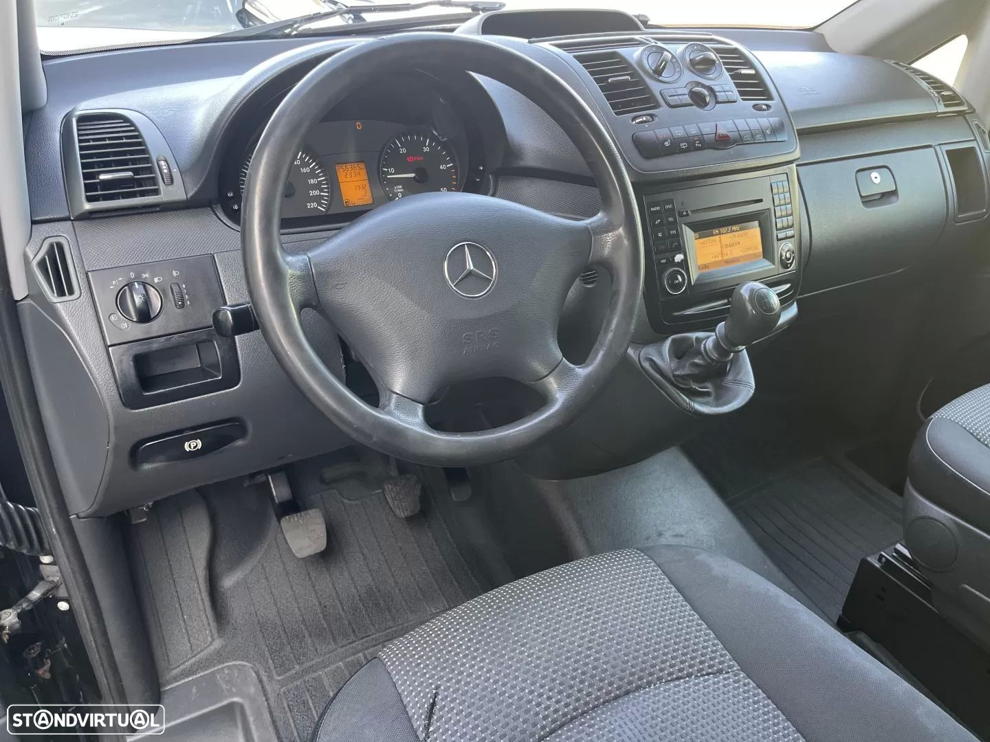 Mercedes-Benz Vito 116 CDI Longa SHUTTLE - 28