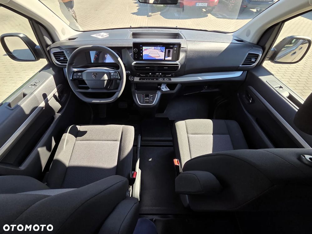 Peugeot Traveller 2.2 BlueHDi Long Business EAT8 - 21