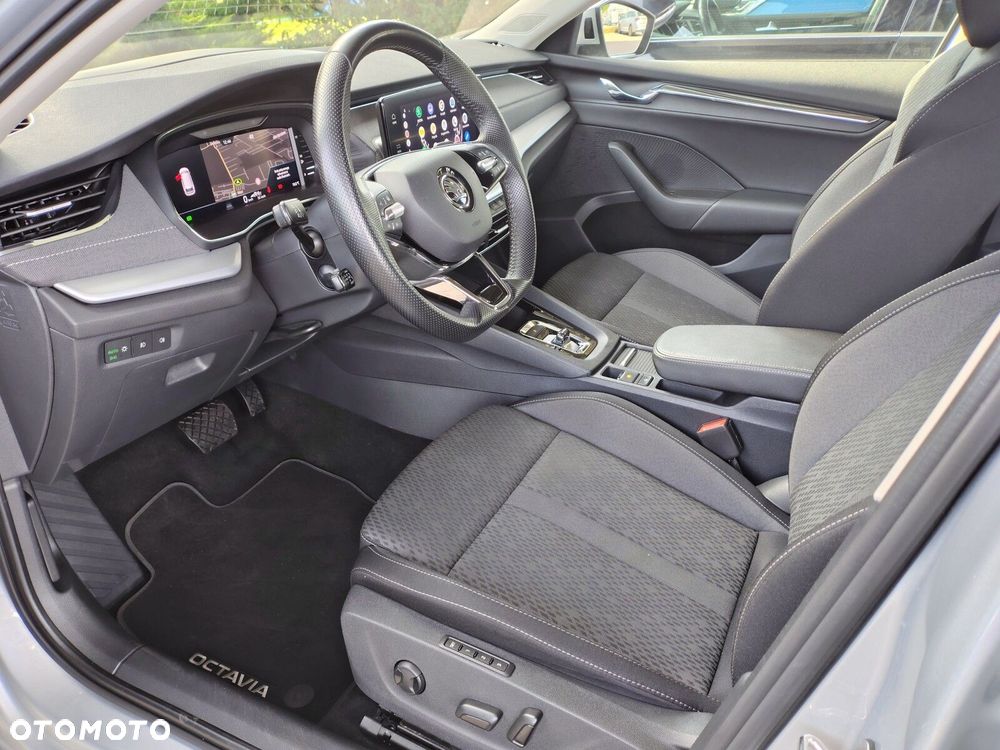 Skoda Octavia 2.0 TDI Style DSG - 13