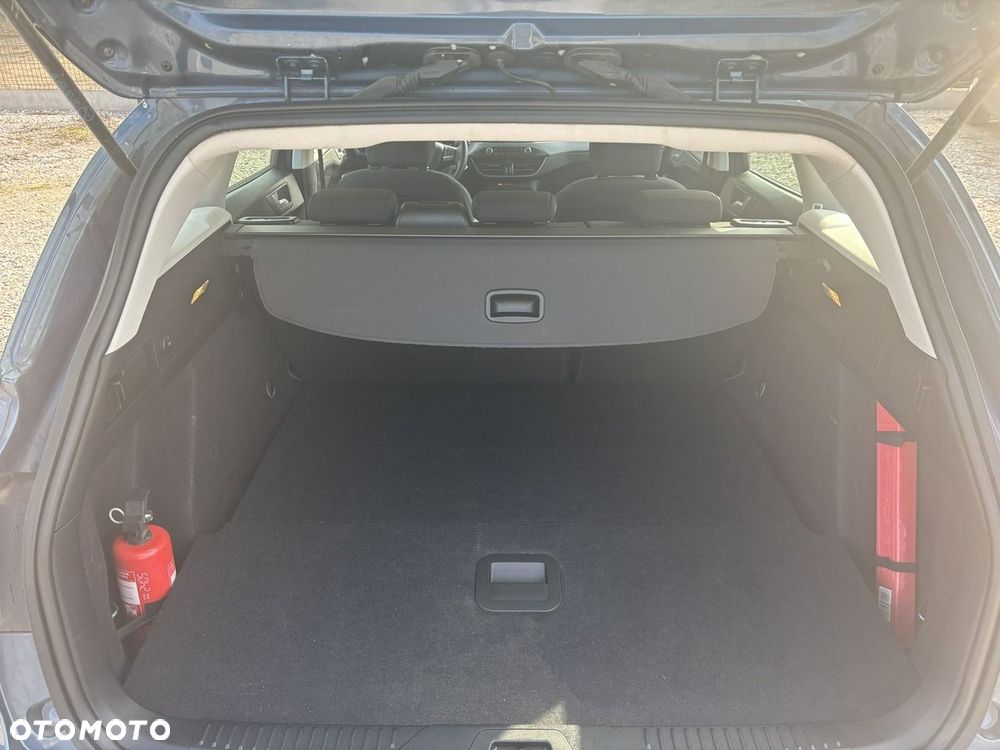 Ford Focus - 27