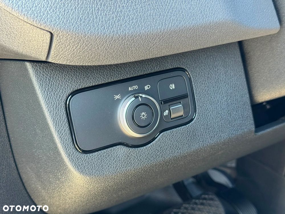 Mercedes-Benz Sprinter - 26