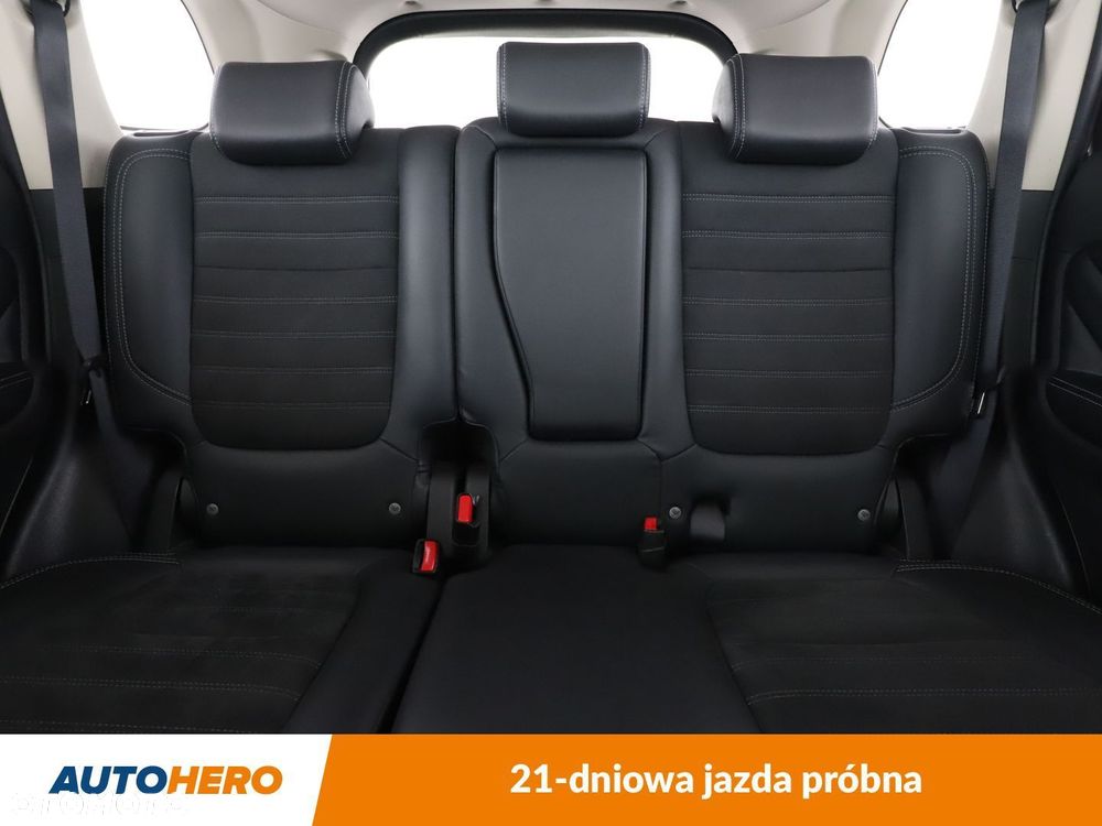 Mitsubishi Outlander - 16