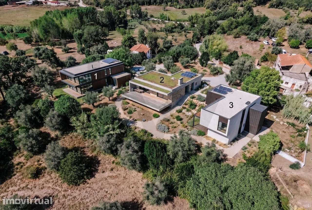 Terreno com Potencial de Construção