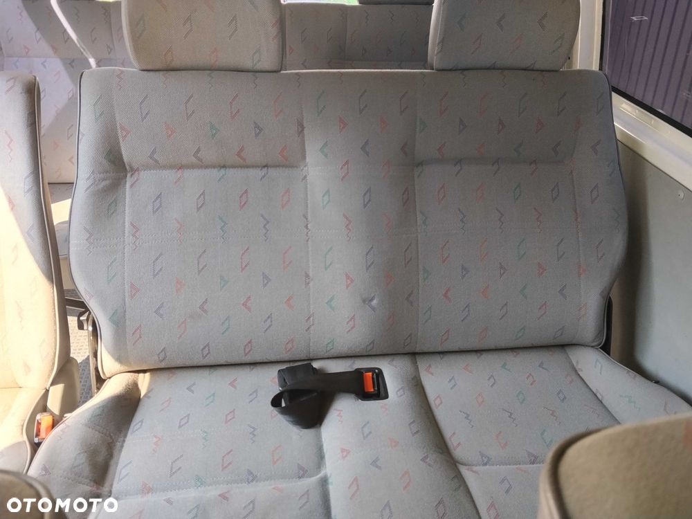 Volkswagen Transporter - 6