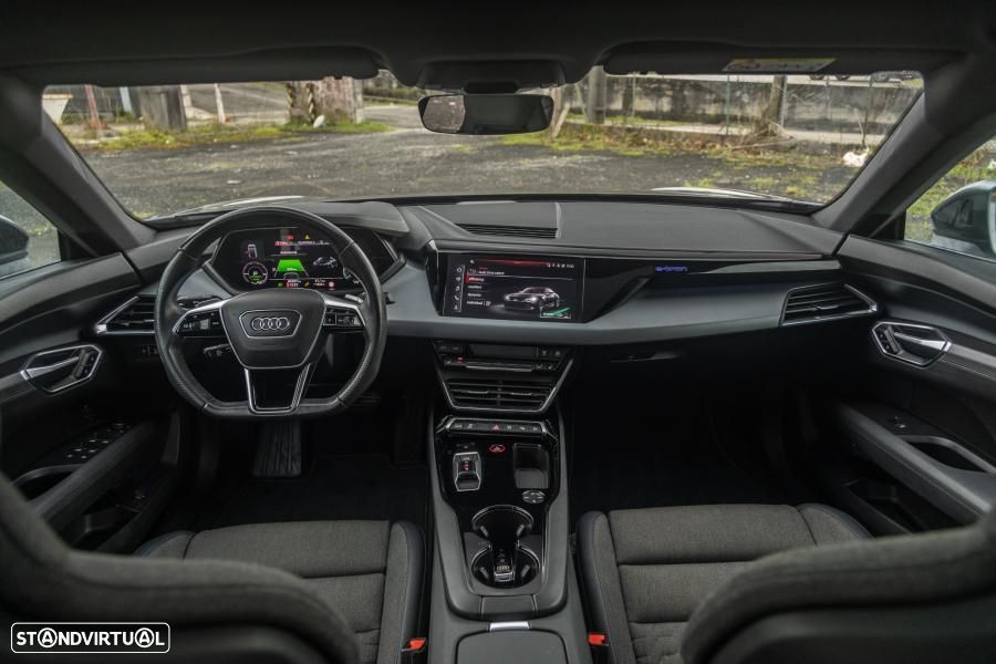 Audi e-tron GT quattro - 32