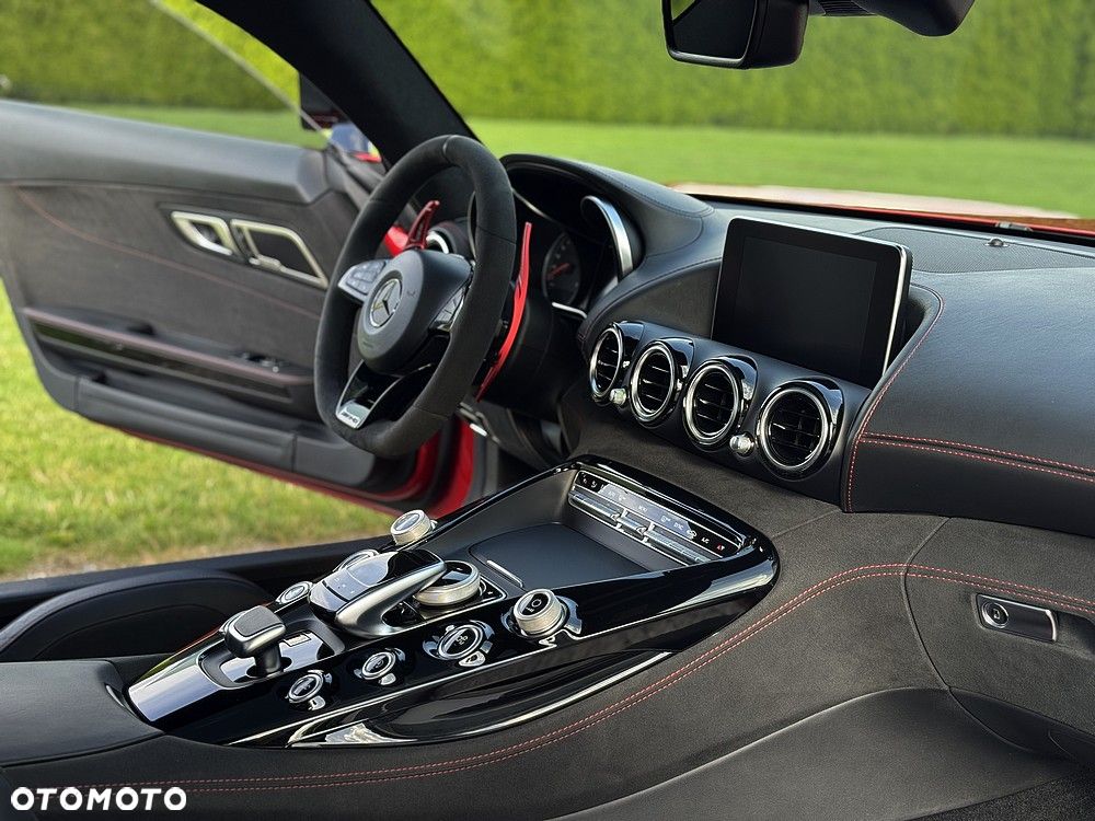 Mercedes-Benz AMG GT Speedshift 7G-DCT - 38