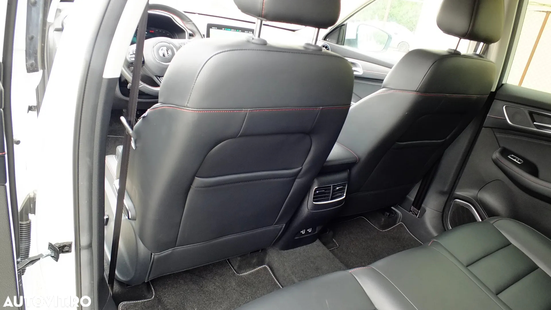 MG EHS 1.5 T-GDi AT PHEV Exclusive - 22