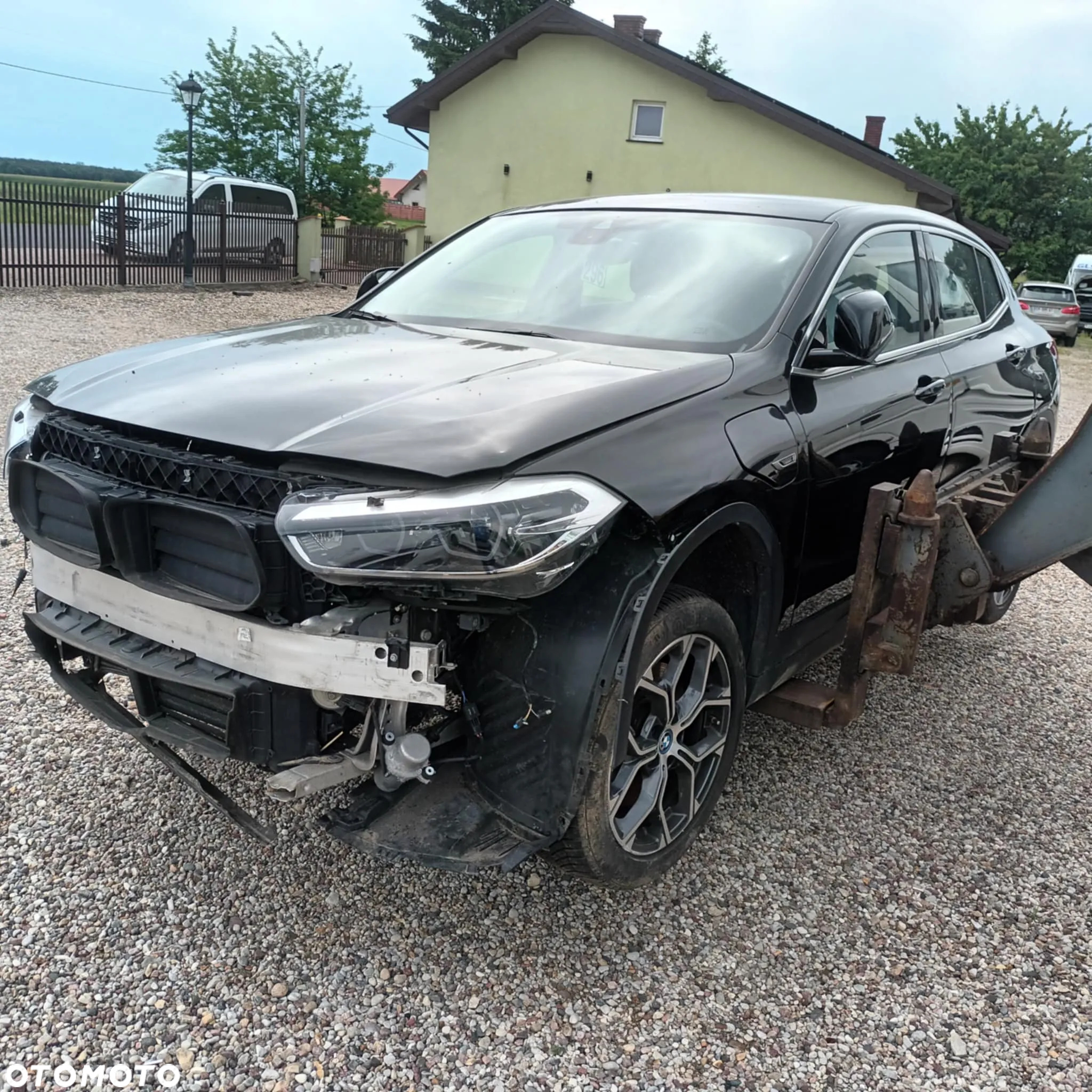 BMW iX2 eDrive20 - 4