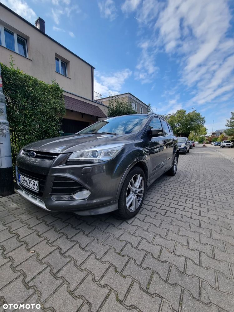Ford Kuga 2.0 TDCi FWD Titanium Plus - 4
