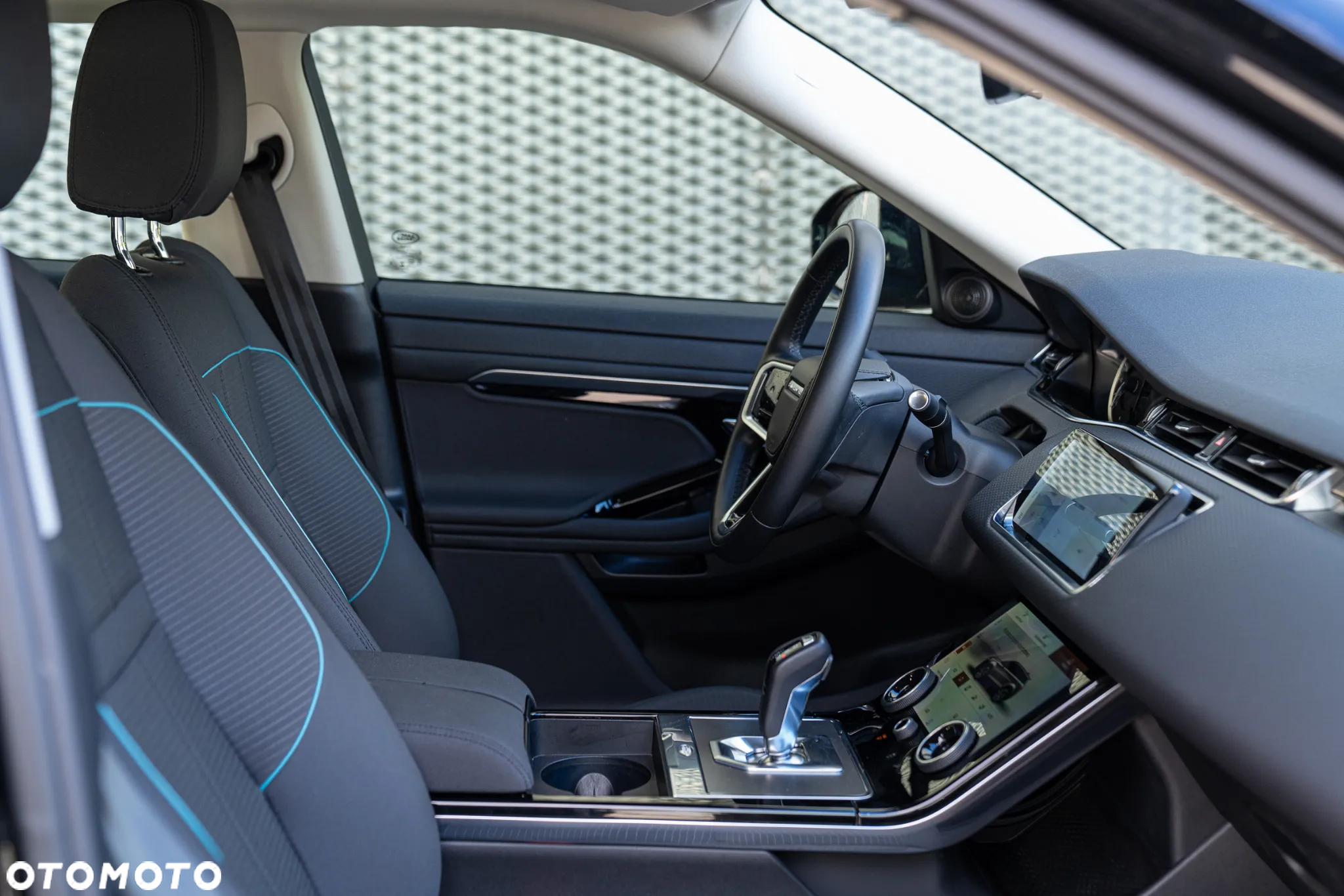 Land Rover Range Rover Evoque - 29