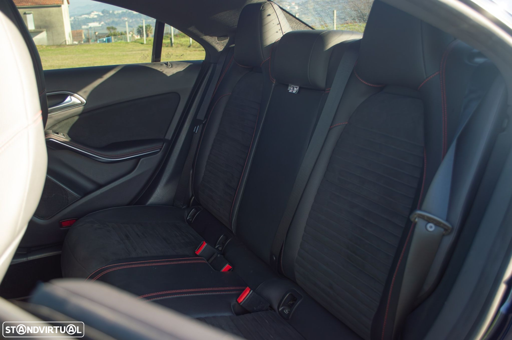 Mercedes-Benz CLA 180 - 14