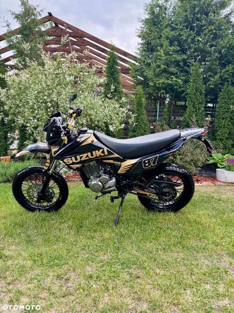 Suzuki DR - 10