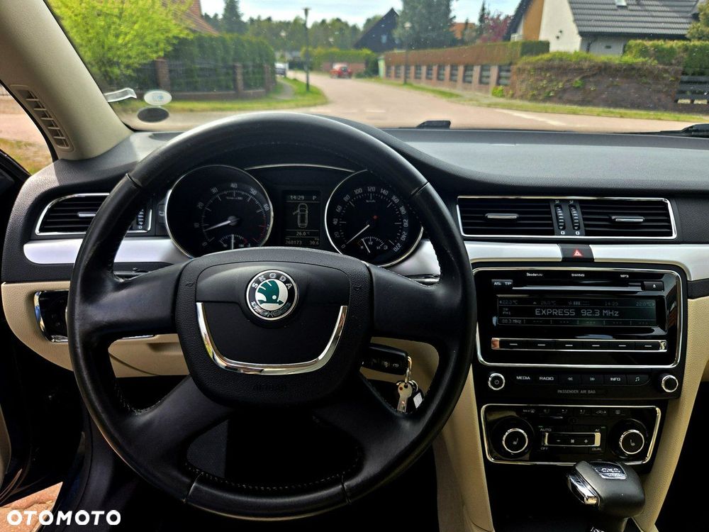 Skoda Superb 3.6 V6 4x4 DSG Elegance - 15