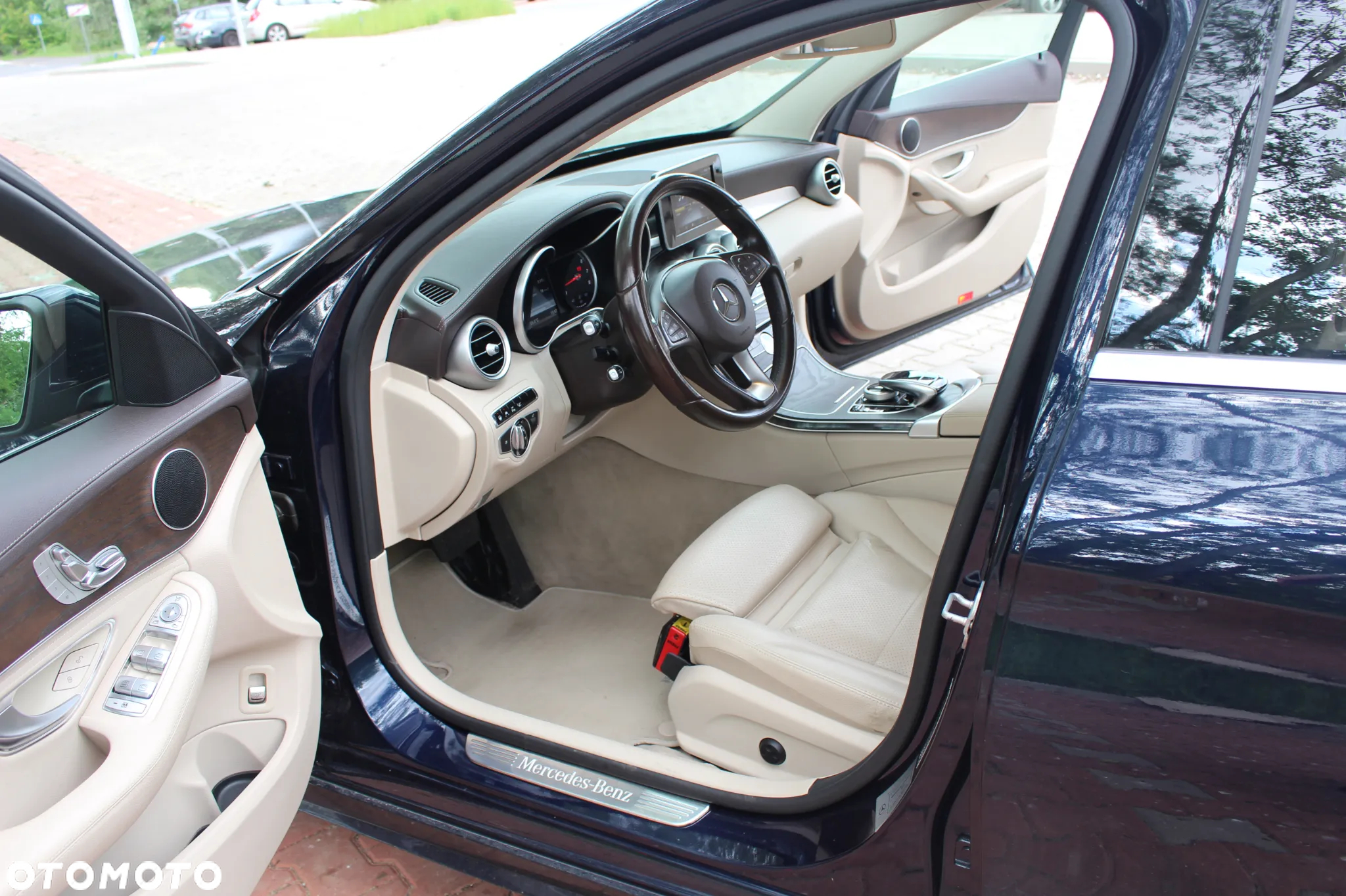 Mercedes-Benz Klasa C 200 4-Matic 7G-TRONIC - 19