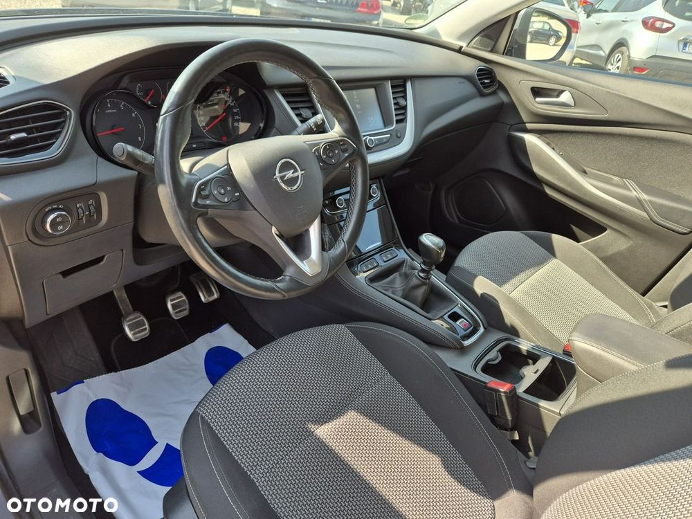 Opel Grandland X - 8