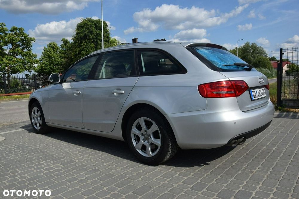 Audi A4 Avant 2.0 TDI DPF Attraction - 14