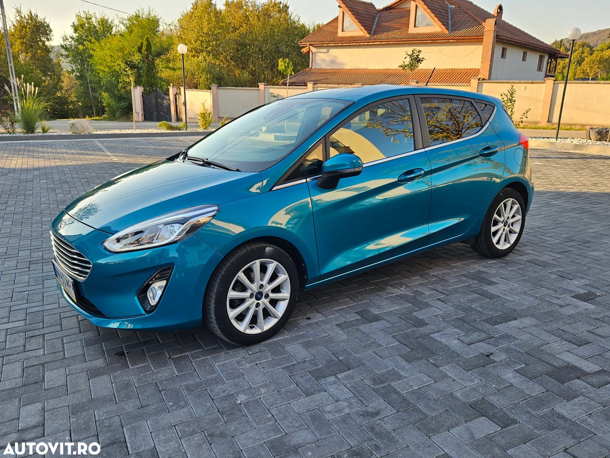 Ford Fiesta 1.0 EcoBoost Titanium - 1