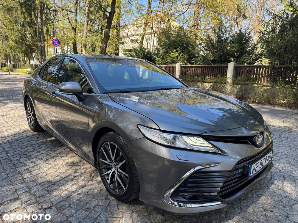 Toyota Camry 2.5 Hybrid Executive CVT - 3