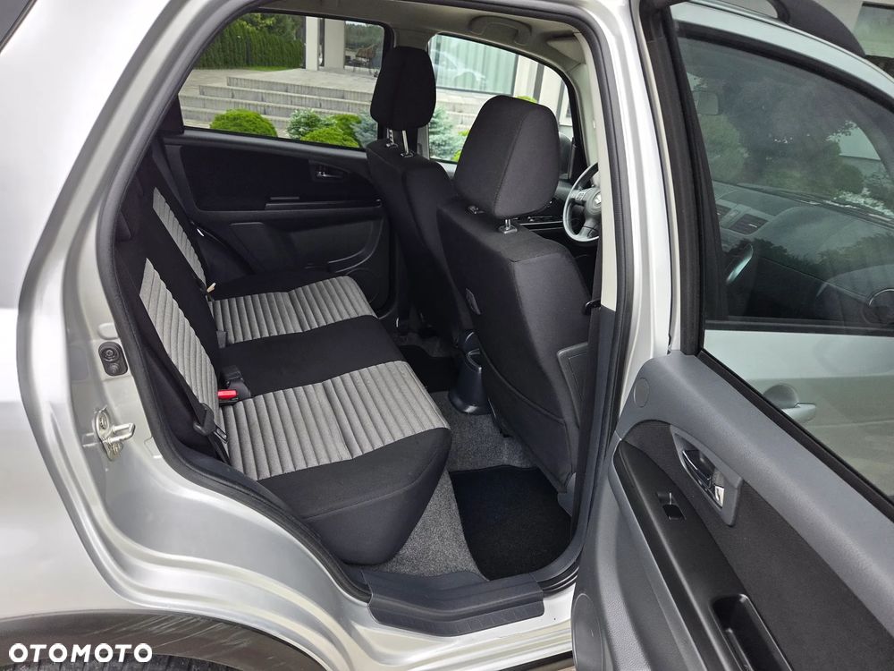 Suzuki SX4 1.6 VVT Streetline 4x2 Club - 22
