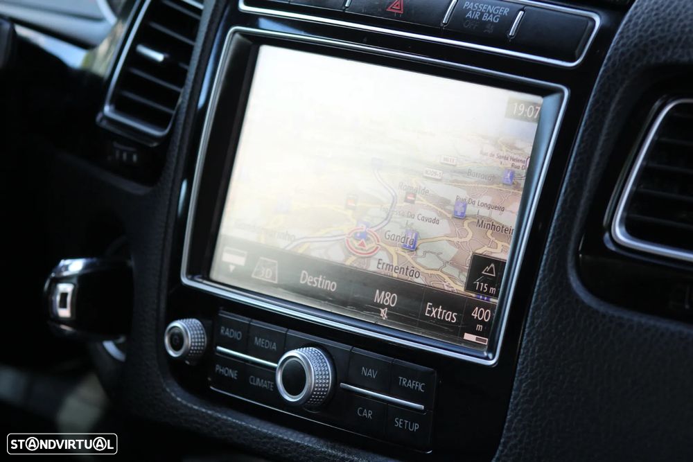 VW Touareg 3.0 TDI V6 - 29