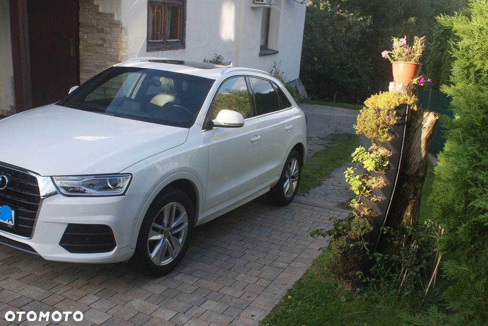 Audi Q3 2.0 TFSI Quattro Sport S tronic - 4