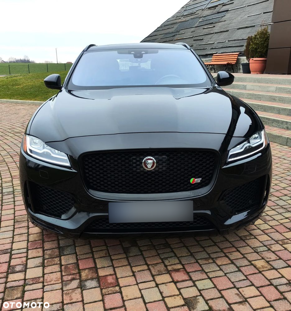 Jaguar F-Pace S AWD - 12