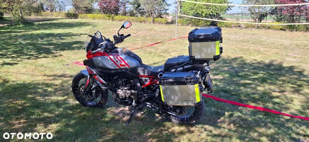QJMOTOR SRT 600SX - 1