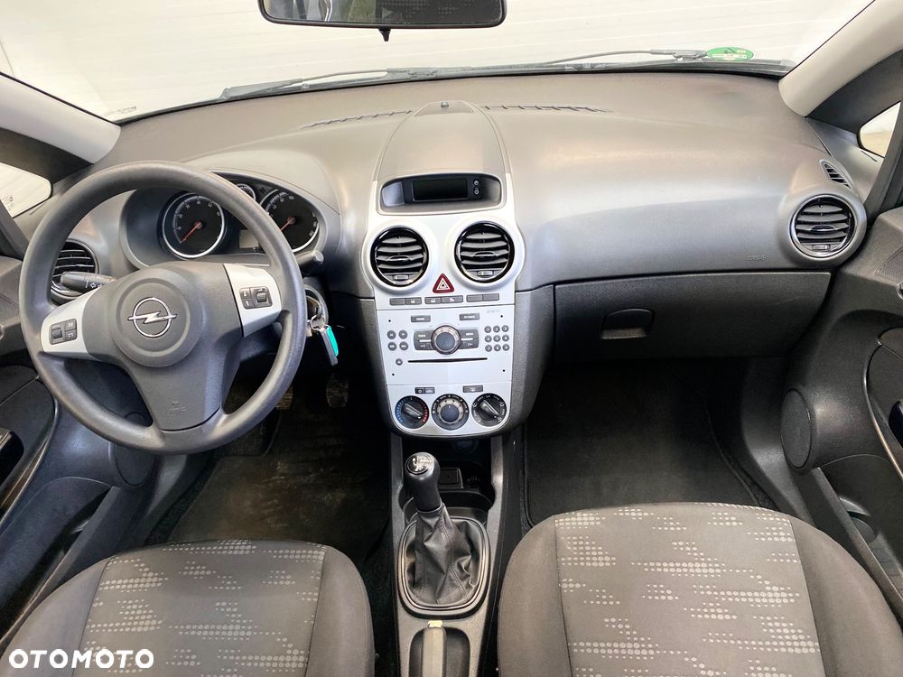 Opel Corsa 1.2 16V Enjoy - 9