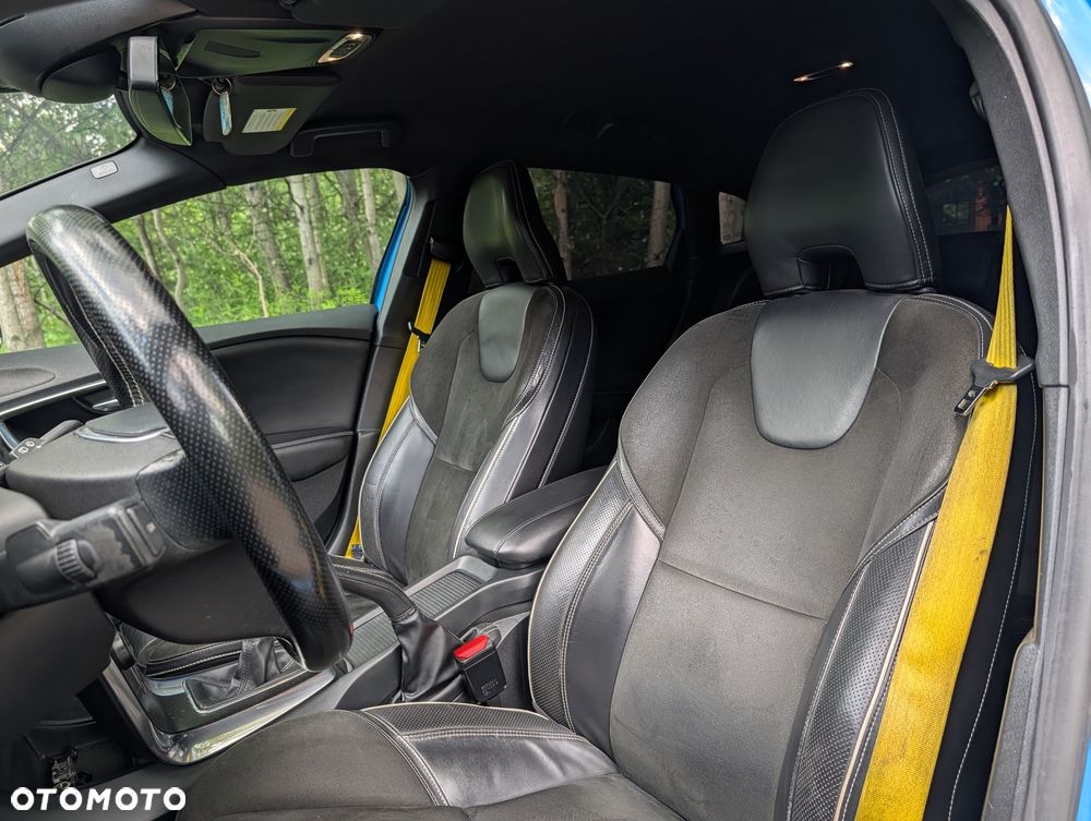 Volvo V40 D4 Drive-E R-Design Kinetic - 12