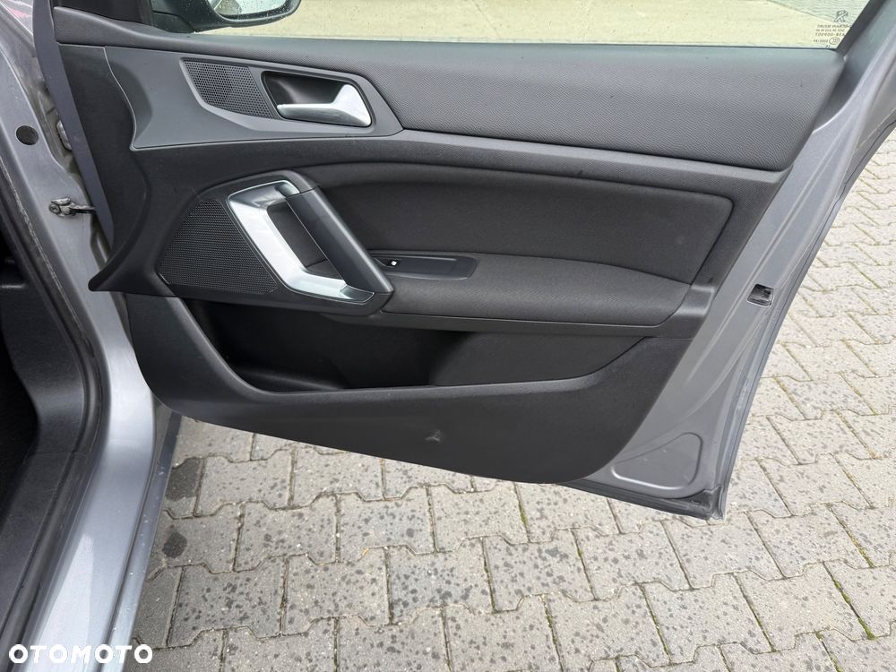 Peugeot 308 1.2 PureTech Access S&S - 16