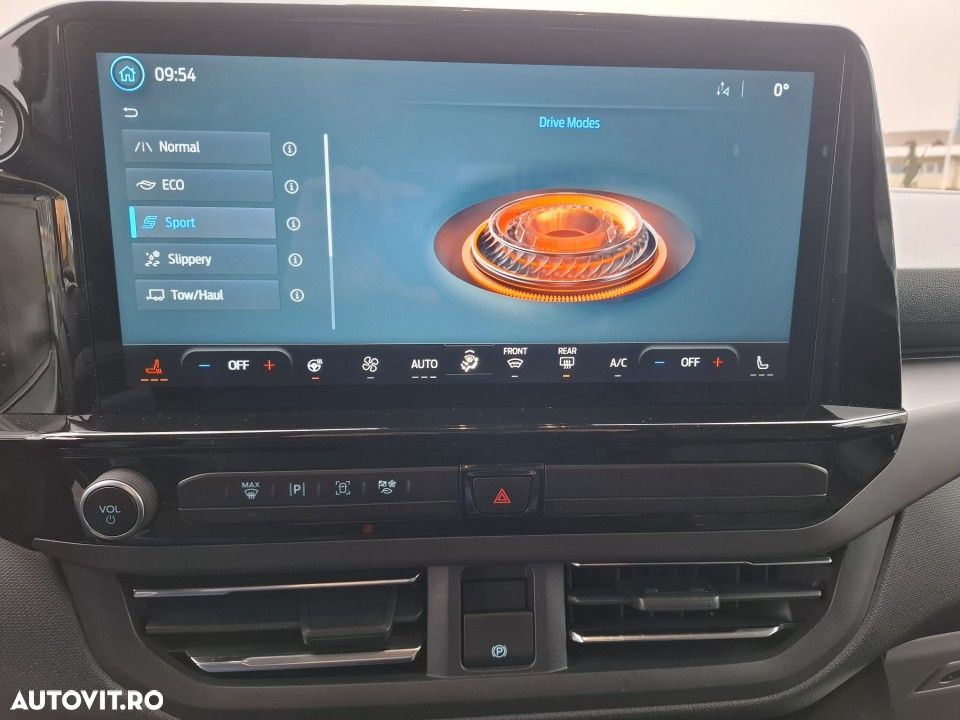 Ford Tourneo Custom - 16