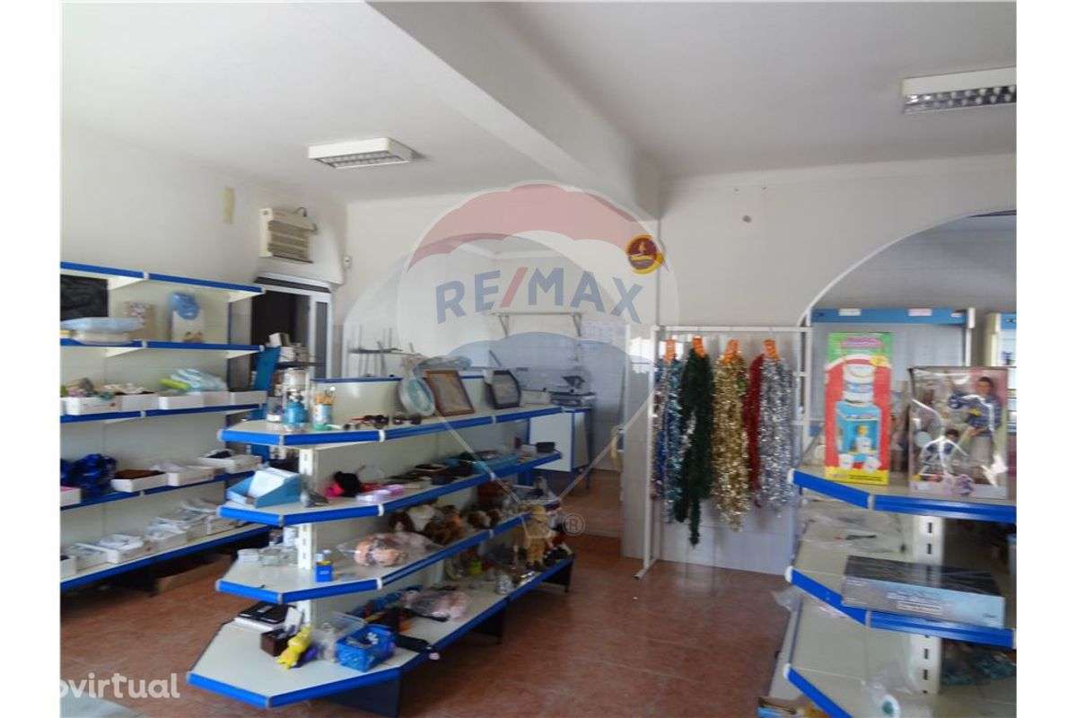 Loja para comércio em S. Facundo - Grande imagem: 2/12