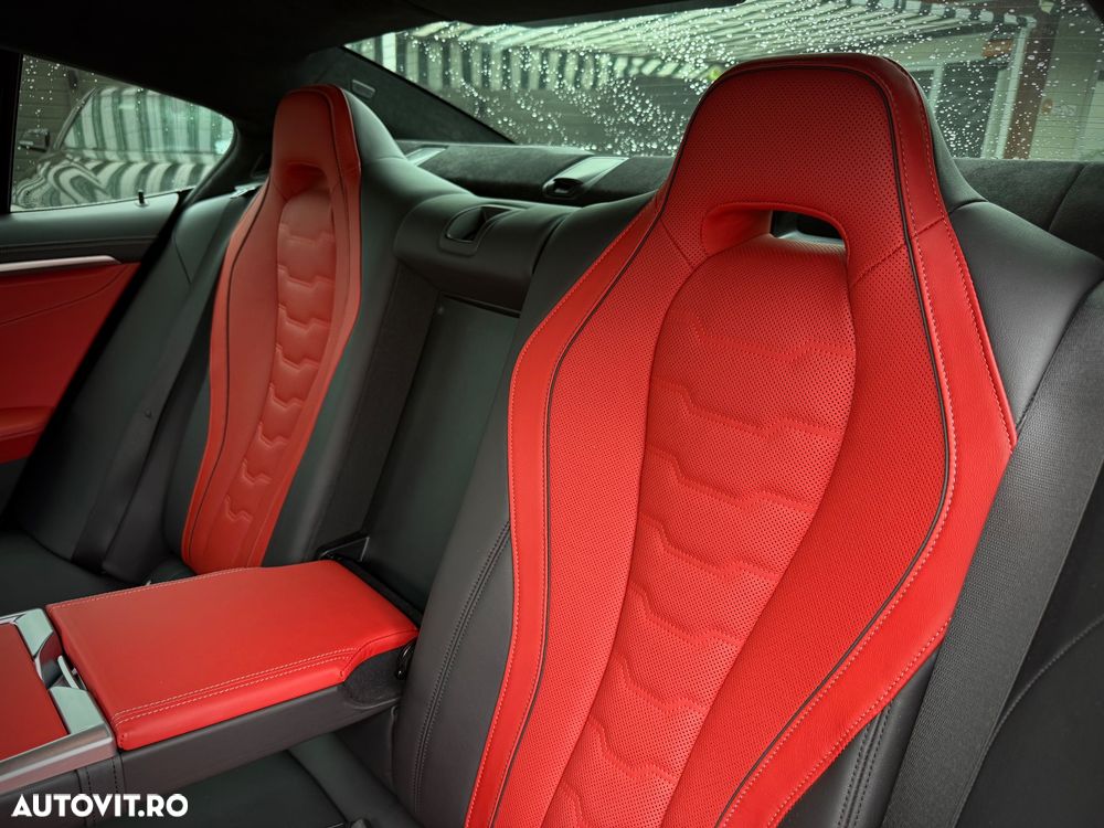 BMW Seria 8 - 32