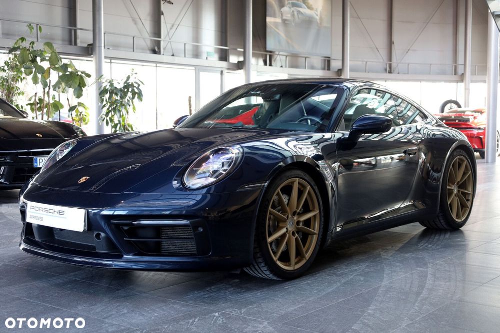 Porsche 911 Carrera 4S - 3