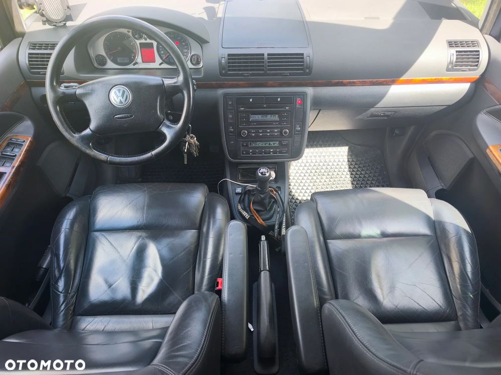 Volkswagen Sharan 1.8T Highline - 6