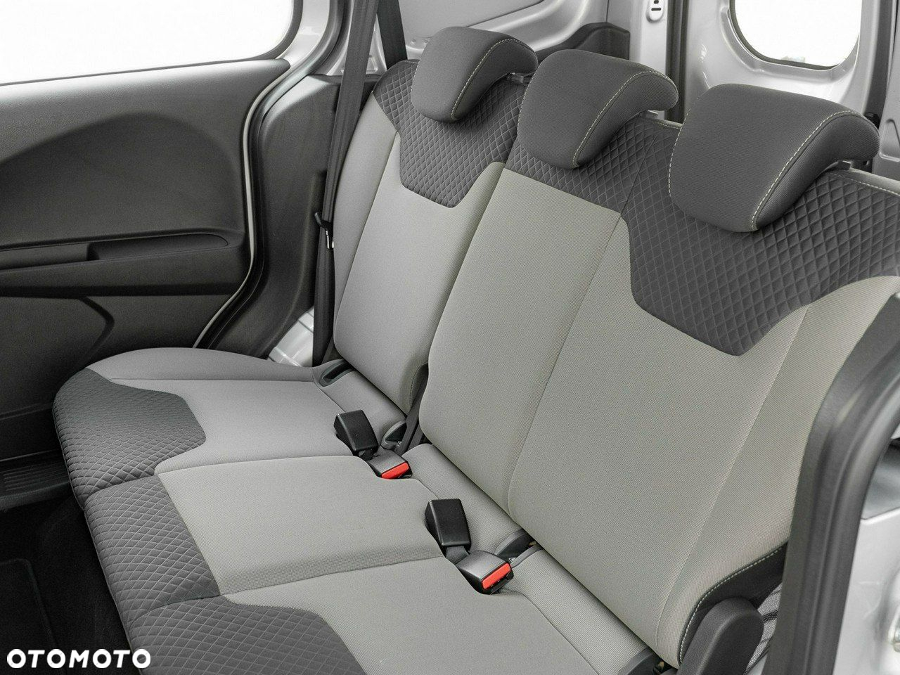 Ford Transit Courier 1.0 EcoBoost Trend - 23