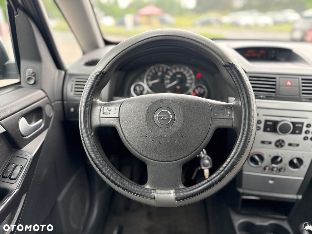 Opel Meriva 1.6 16V Cosmo - 26