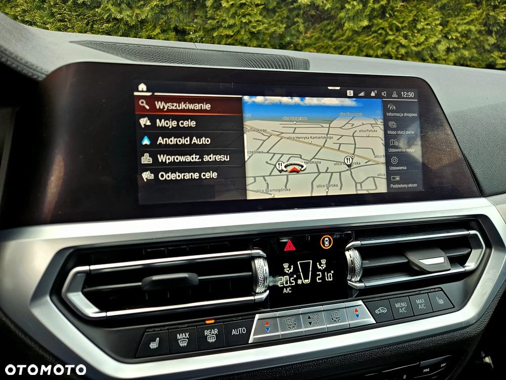 BMW Seria 3 330i xDrive M Sport - 12