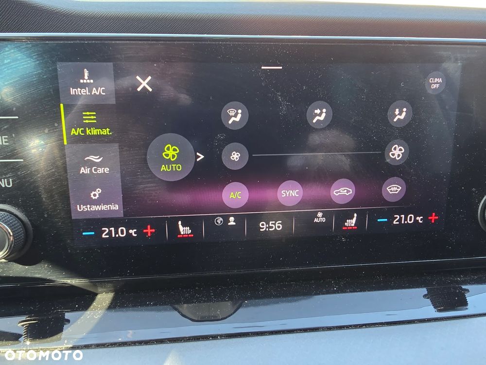 Skoda Octavia 2.0 TDI Selection DSG - 28