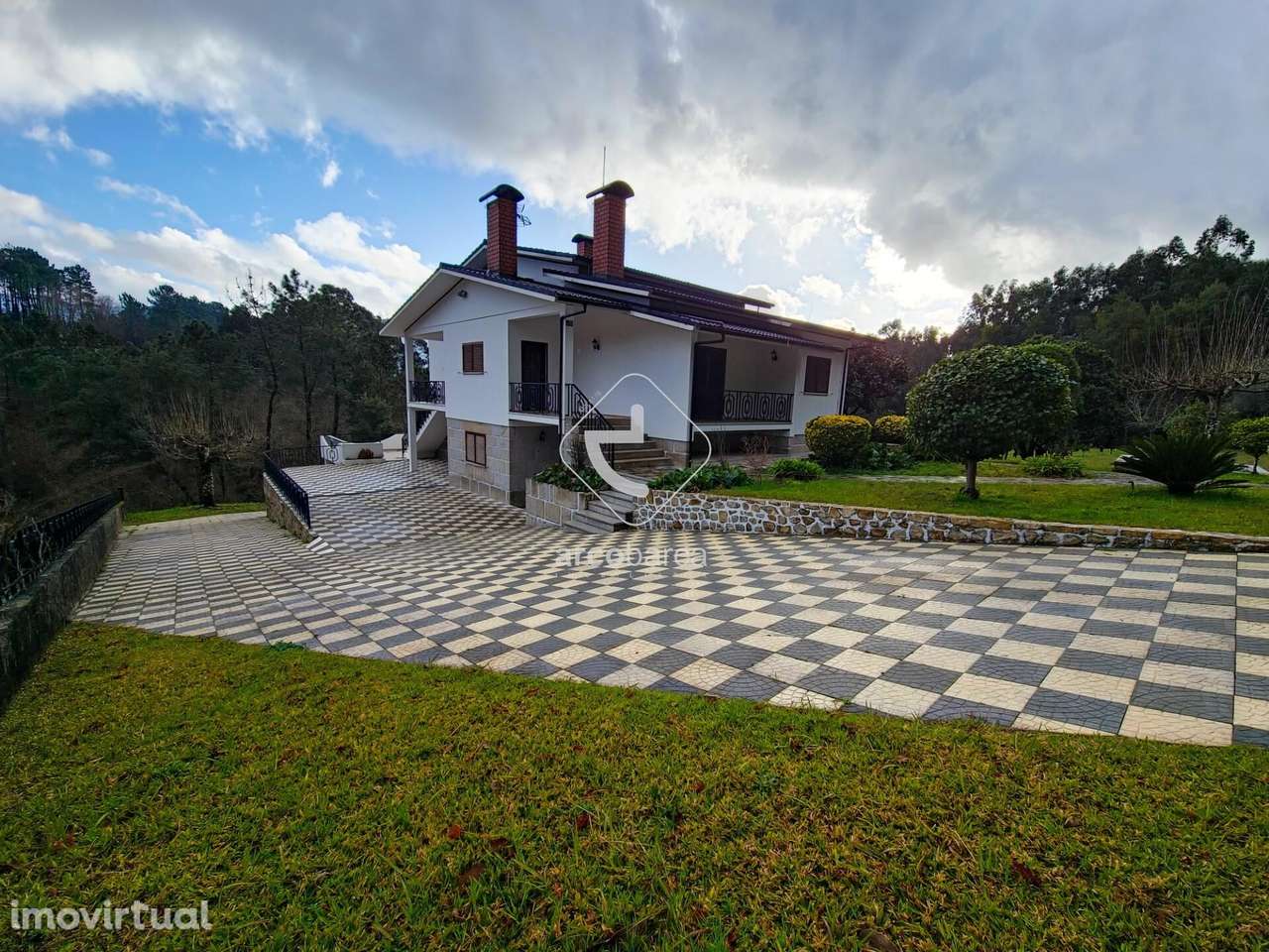 Moradia T4 Mobilada e Equipada para Arrendamento - Grande imagem: 3/30