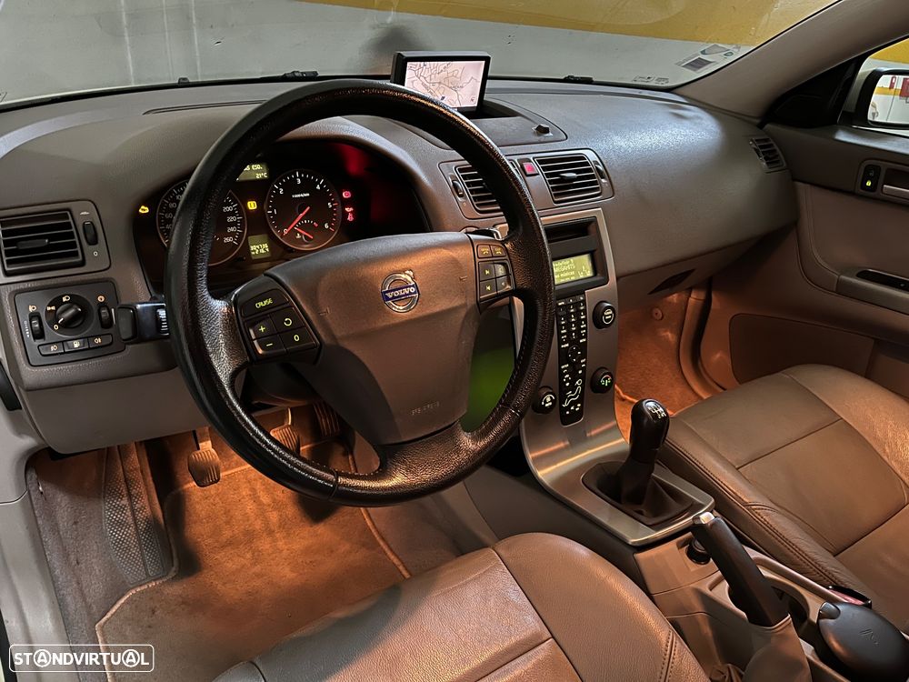 Volvo S40 2.0 D Nível 2 - 19