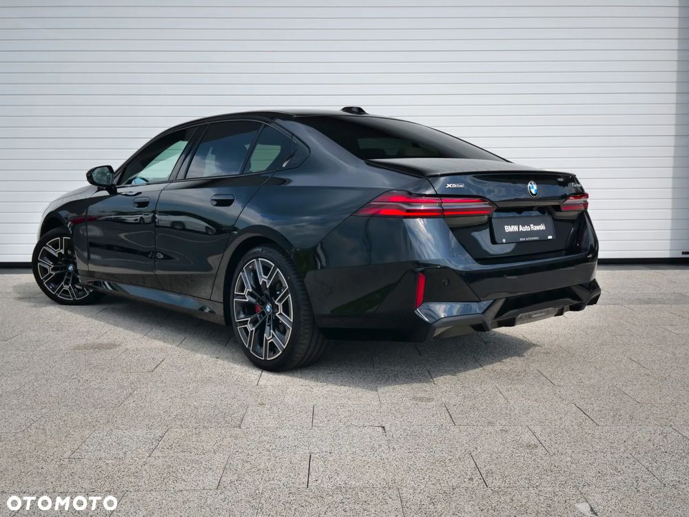 BMW Seria 5 520d xDrive mHEV M Sport - 13
